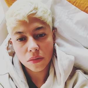 Meet your Posher, Adriana